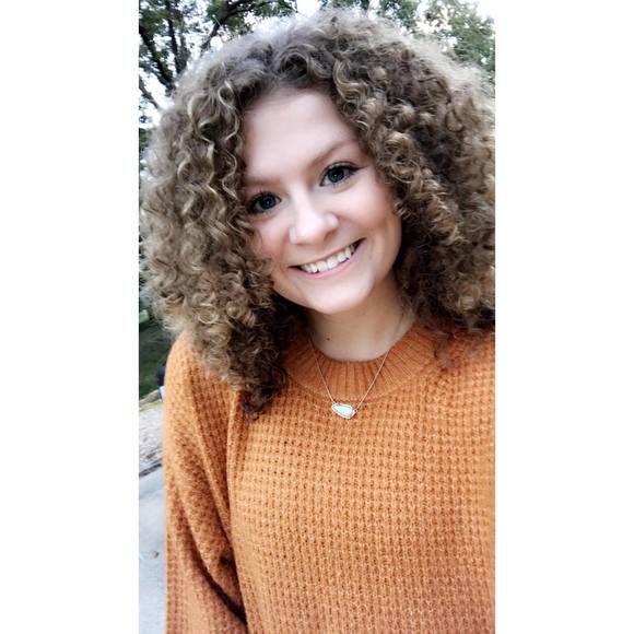 Meet your Posher, Skyeler - Picture 1 of 1